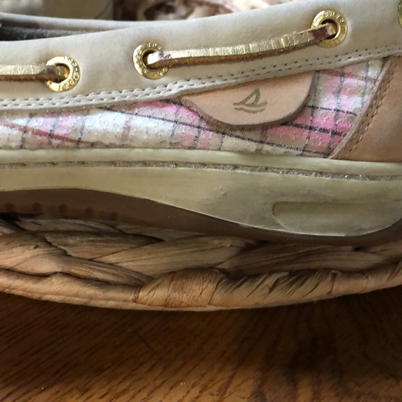 Sperry Topsider Burberry sequence pattern! - Picture 9 of 10